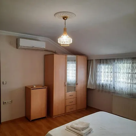 Apartment Deniz Manzarali Teras Cati Kati